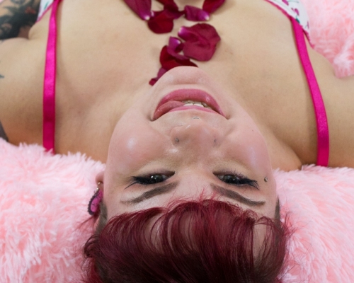 AshleyRosePetals-02Watermarked